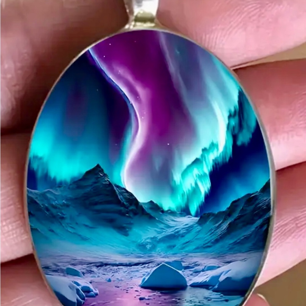 1pc Fashion Elegant Aurora Landscape Pattern Oval Alloy Glass Pendant Chain